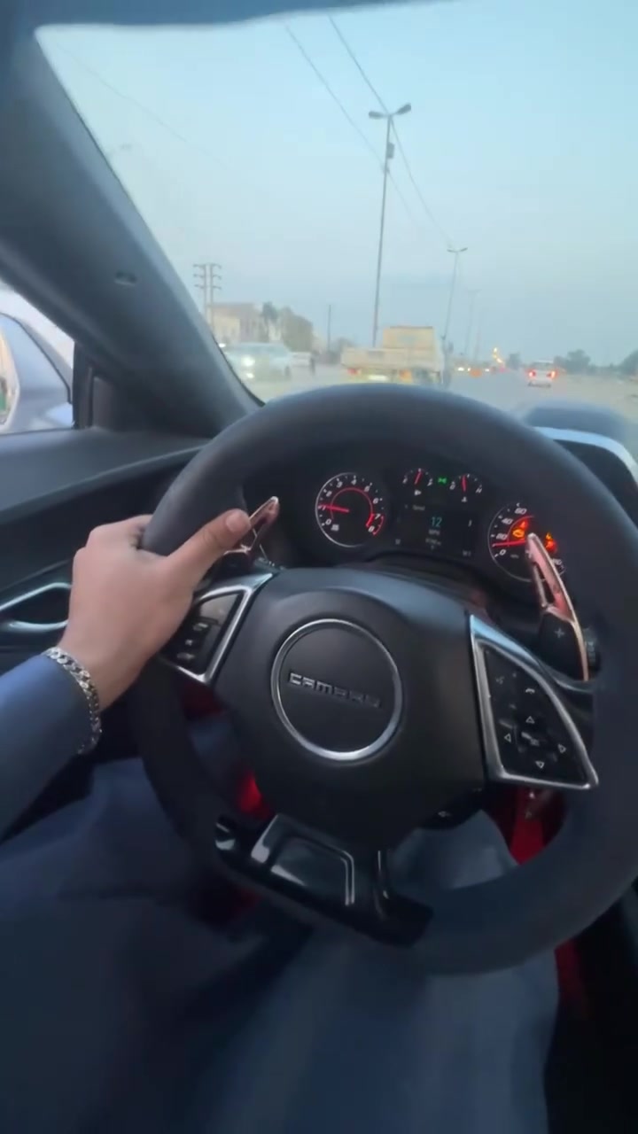 بيع او مراوس بألنترا او سوناتا N
اللهم صل على محمد و ال محمد
الجميلة والمميزة للـــبيع .
مصبوغة جهة اليمين حادث امريكا
واليسار شخوط بالعراق
النص كفالة .
كمارو 2018 بجم گبس يعني انسى العطلات .. محرك 6 سلندر 3.600 
فول فتحة سقف ، بصمه تشغيل ، بصمة أبواب ، تشغيل عن بعد ، ،  ، محرك كير تبريد كفالة ، حدادية مرتبة ، منظومه زنون ، ويل20  ، عليها برمجة سرعة وأقتصاد . وطلقات
 شاشة كبيرة'
كشنات حضن
كشنات كهرباء
هاند بريك كهرباء
مودات ثلاثة
عليها شلعة صاروخ أرض أرض
تحكمات سيترن
السقف والدشبول جلد گنتارة
السيارة فول ماناقصها أي شيء
رقم بغداد الأنكليزي 
السيارة بأسمي
مكانها #كركوك
السعر ١١٥ وبيها مجال
مذكور كامل التفاصيل 

***********
