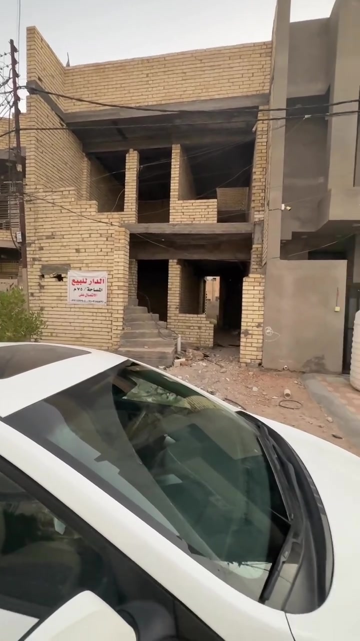 هيكل طابقين كل طابق منفصل عن الآخر
جنس العقار ملك صرف مساحه ٧٥م

مكانه بغداد المحمودية حي البتول 

شارع ١٥

السعر ٩٨وبي مجال 

مكتب الخالدي ابو يزن

***********

***********

***********وتساب
