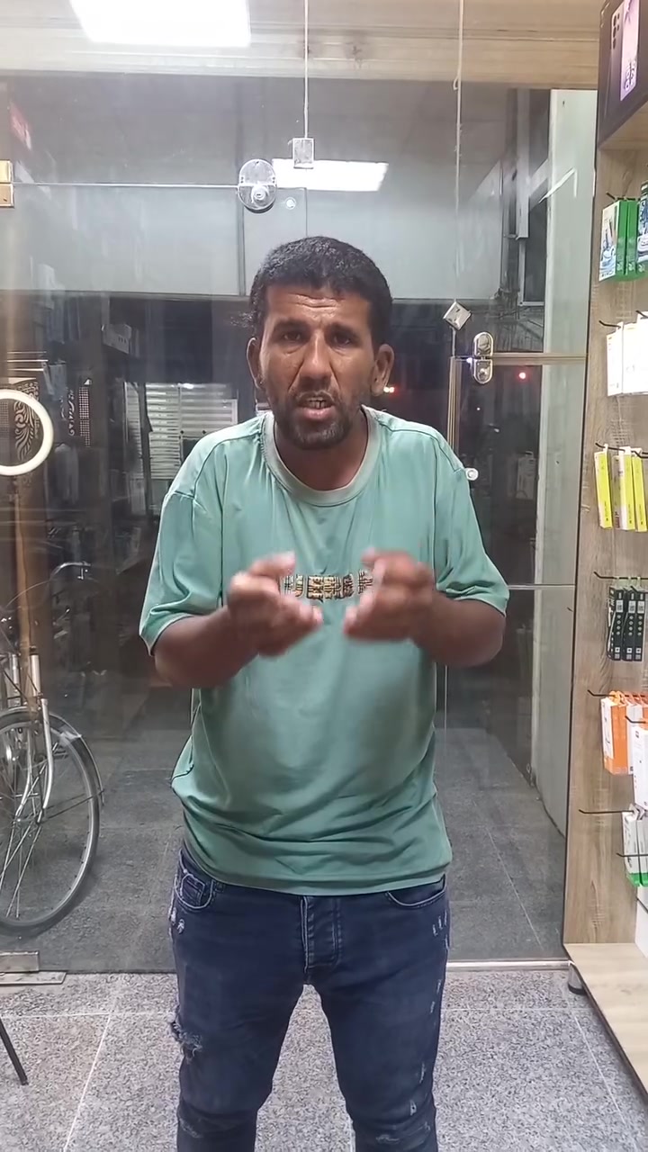 سلام عليكم  يوجد جميع الورد ⚘️🌹 يم صادق مشتل  
رقم الهاتف فقط واتساب ***********
