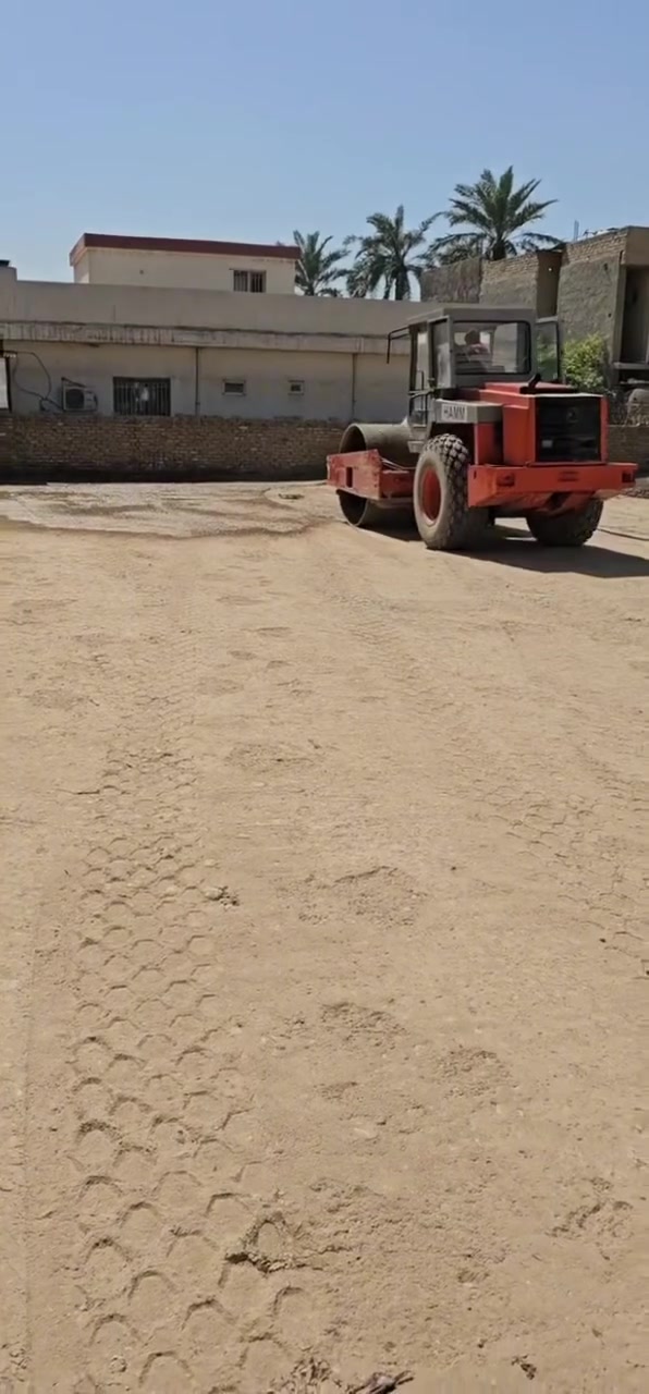 سلام عليكم بناء بيوت ومزراع ***********
