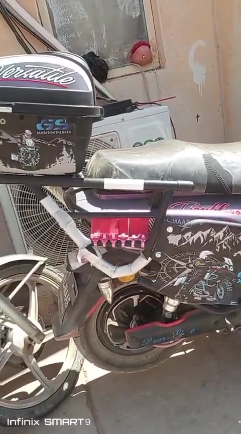 موطور شحن سكنس موديل 2025 نضافه فول 6 بطاريات فول على الفحص لايت زنون عالي ناصي السعر 625 وبيه مجال قليل حك الجيه ***********.. *********** مكان فلوجه
