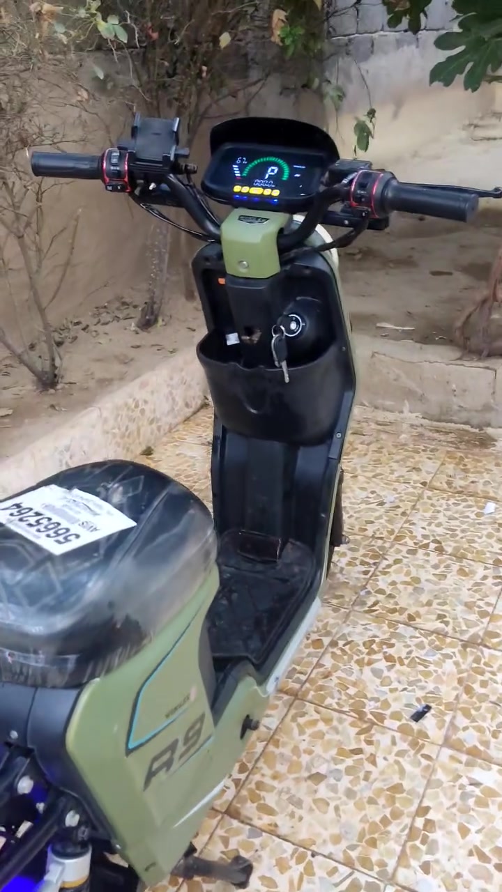 للمراوس بطارياتو شرط شعندك شي زين نزل بل تعاليق
