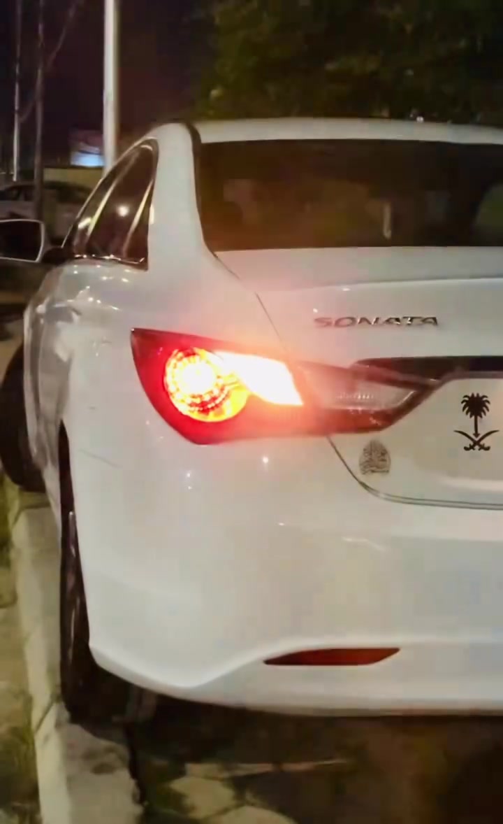 🚘✨ خدمة غسل السيارات والعناية بها ✨🚘
🔹 غسل السيارة خارجي فقط: 3,000 د.ع
🔹 تنظيف السيارة من الداخل: 2,000 د.ع
🔹 تشحيم البوبينة مجاناً مع الغسل 🔥
🔹 تنظيف وتعطير السيارة ✨
🔹 نهتم بأدق التفاصيل حتى تطلع سيارتك بأفضل مظهر 🤍

📍 العنوان: الناصرية – الدواية – الحي العسكري
📞 للحجز والاستفسار:***********

🔥 نظافة، ترتيب، واهتمام بكل تفاصيل سيارتك 🔥
