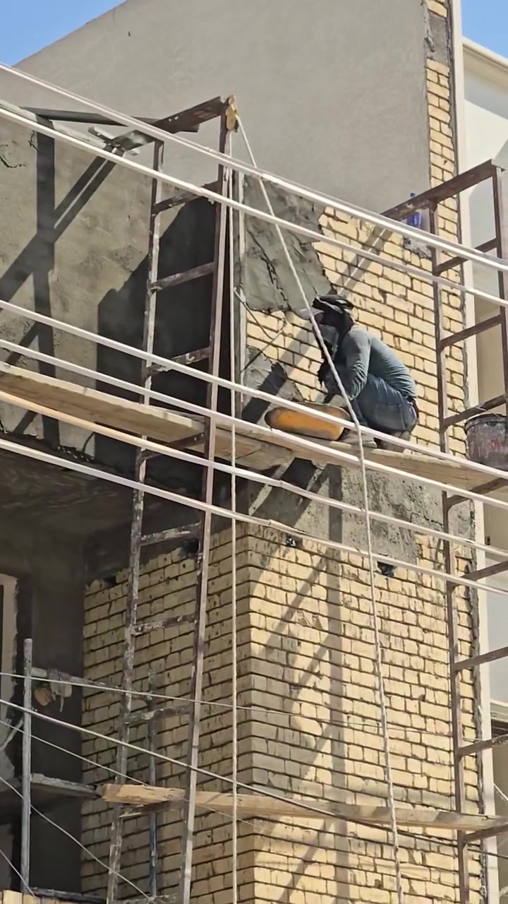 كادر لبخ من الفلوجه لبخ واجهيات فوم طلس تصفير مساطر 
متواجدين في بغداد ع مدار الاسبوع 
*********** وان شالله الاسعار مناسبه وشغل نضيف ولتزام بالموعد
