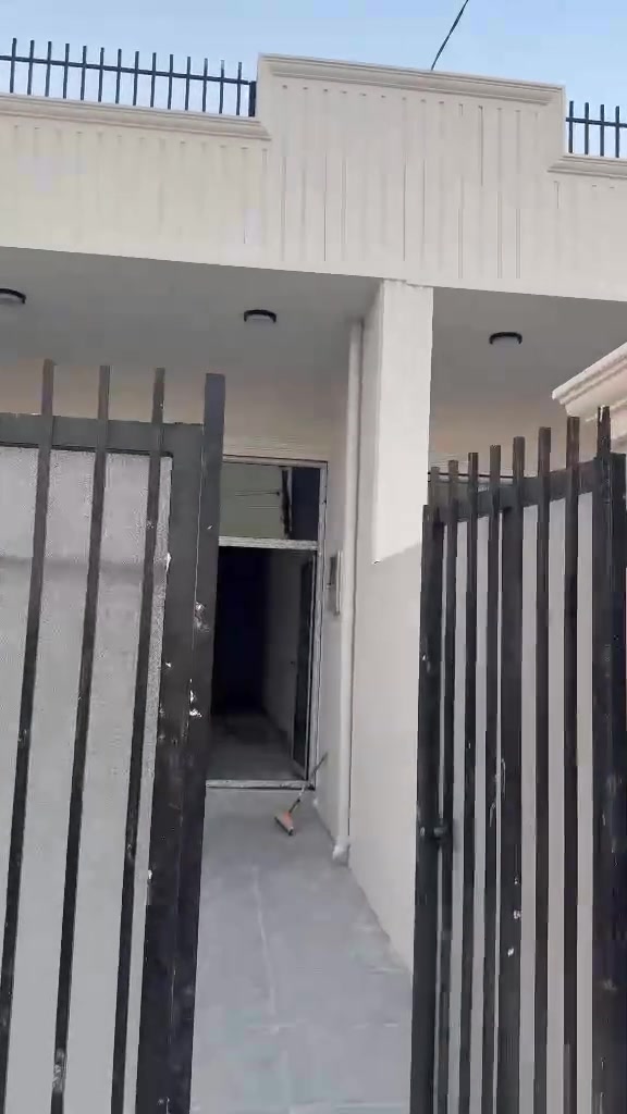 سه رتا به ناوى خوداى گه وره و ميهربان
سلاو كريارانى به ريز ئه م 2خانومان لايه بوفروشتن رووبه رى هه ردانه ى 120م به 120م فول كاشيه سفره مالى تينچوه كامل خه ده مات به كواليتيكى زورجوان و سه رده ميانه دروست كراوه 

پيكهاتو ه له دووژورنوستن/هول و ميوان تيكه لاو /متبغ حار/,مشته ملأت/ناونيشان كركوك بنجاعلى نزيك علادين موختار ناوبازاركه هه روهانزيك مصته و سفه كه و مدرسه خه لات ى سه رتايى بوزانينى زياترپه يوندى كن به م ژمارانه ى لأى خواره وه 

***********

***********توى به ريز هه رمولكيكت هه يه ناونيشان و ينه مان بوبنيره بوپيچه كه مان ياخود سه ردانى نوسينگه كه مان بكن 

نوسينگه ى شالاو زه نگه نه 

***********

***********
