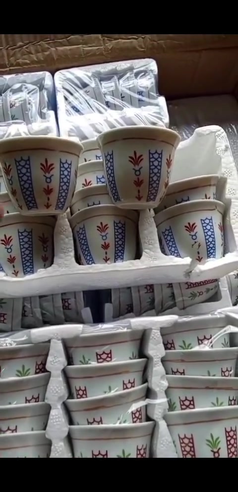 سيت فنجان 12 قطعه 
بسعر 4000
