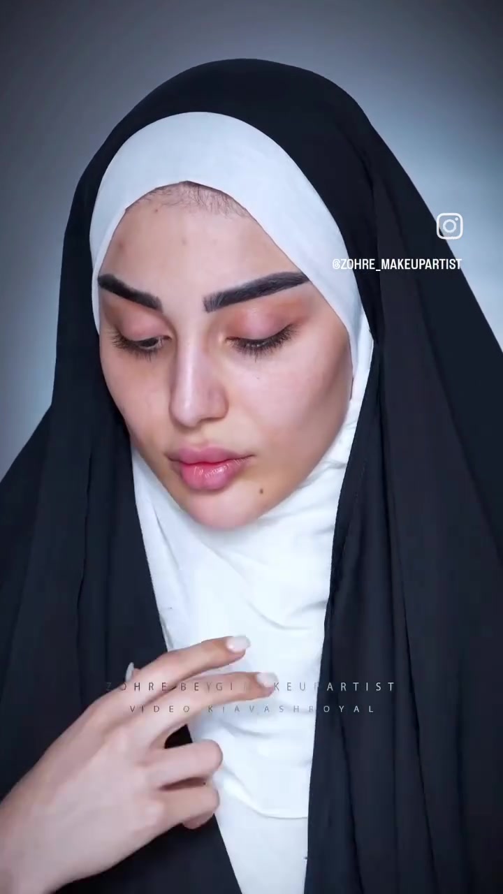 يوجد كرسي ايجار داخل مركز تجميل للحلاقه في شارع ٦٠ والمركز شغال وبيه زبائن الحمد وفضل من الله  الي حابه  تعلق
