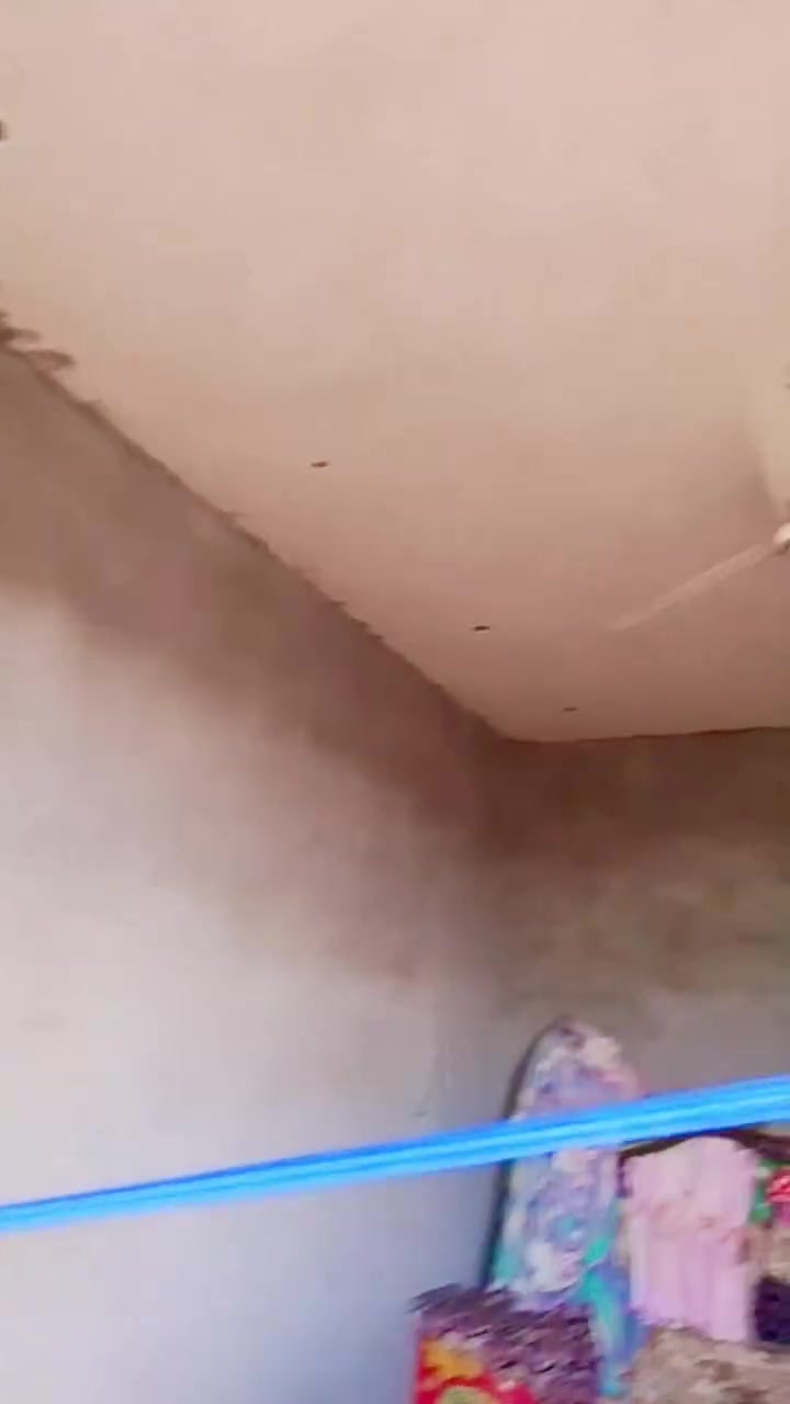 🏡دار  للبيع  قاطين شرك 
💎على شارع بعرض /10/متر موقع خلف النادي
🏠 المواصفات: 2 غرف نوم + صاله + ستقبال + مطبخ 
+ مطبخ حار + حمام داخلي + صحيات 
📐  النزال 25 واجهه 6 
🏢 الطابق بناء الأرضي طابوك صب السكف 
القاط ثاني فرمستون غرف نوم 3 + صاله + مطبخ + صحيات
 ملاحضه دار مامطلوب  تكدر تقدم اسكان 

📜 
⭐ فرصة مميزة للسكن 

📞 للاستفسار والتواصل المباشر:
مكتب عقار الزهراء (ع) خلف جامع حميد ضياء جعفر 
📱***********
