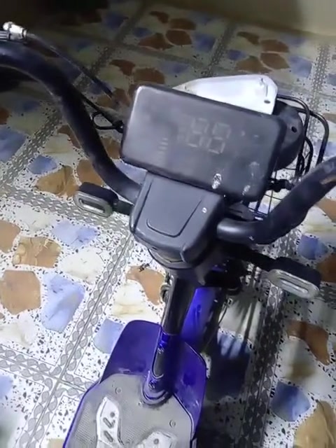 ماتور شحن للبيع عنوان موصل جانب الايمن شراي يخابر على هذا الرقم *********** ***********
