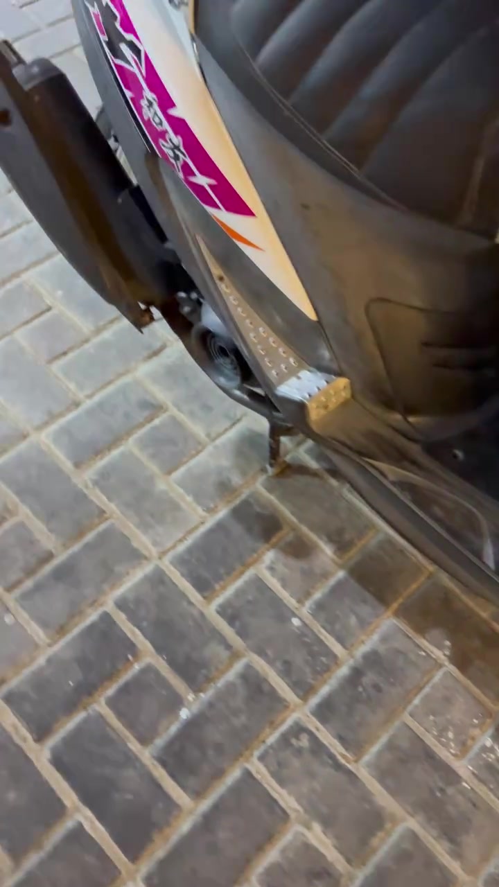ماكس عدله للبيع سعر 600 وبيه مجال شراي خاص ***********
