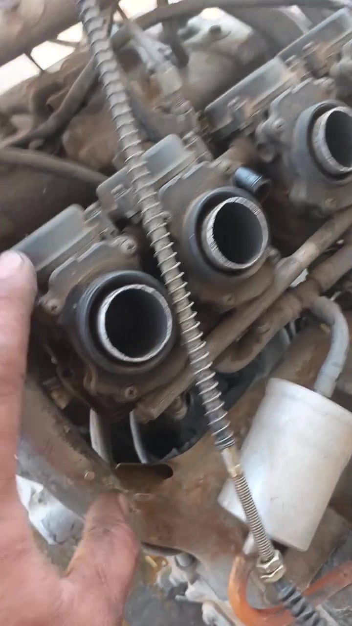 كابريترات CB1   400 عل فحص 
ماعندي توصيل عنواني بغداد الشعله ***********
