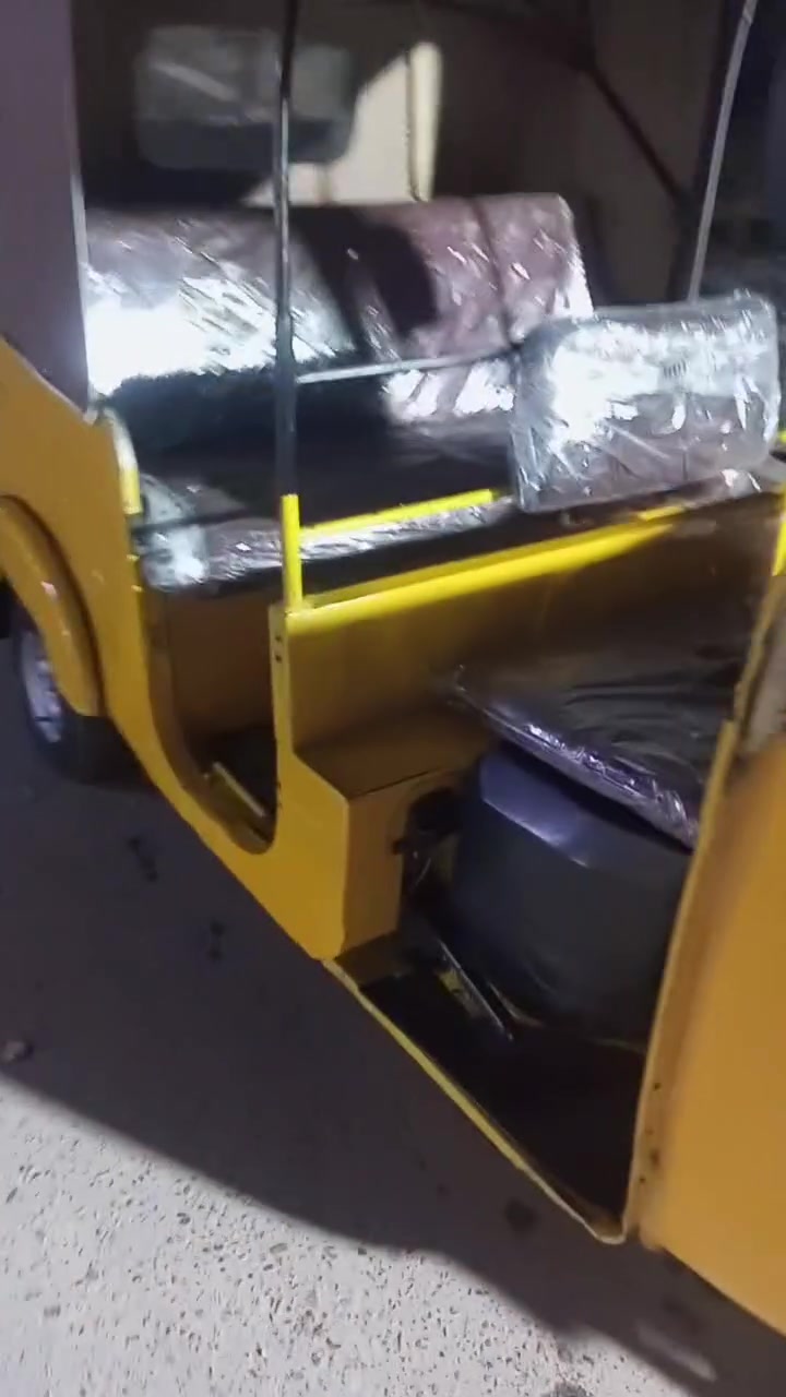 السلا عليكم تكتك للبيع مكان بغداد سبع قصور موديل 19 ***********
