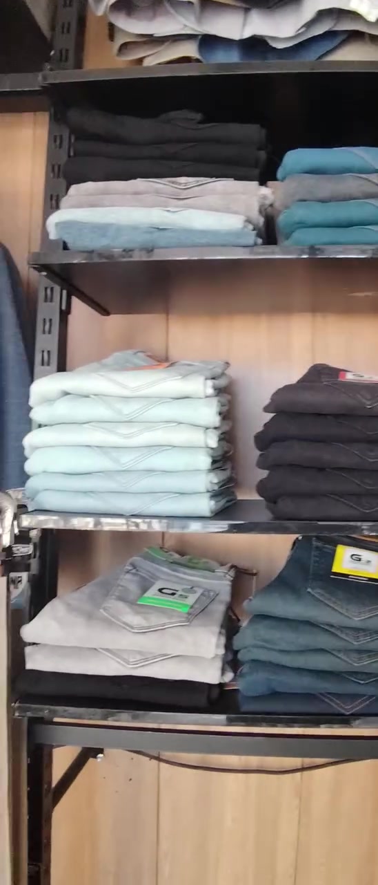 بنطرون شلعة تصفية محل للتواصل ***********
