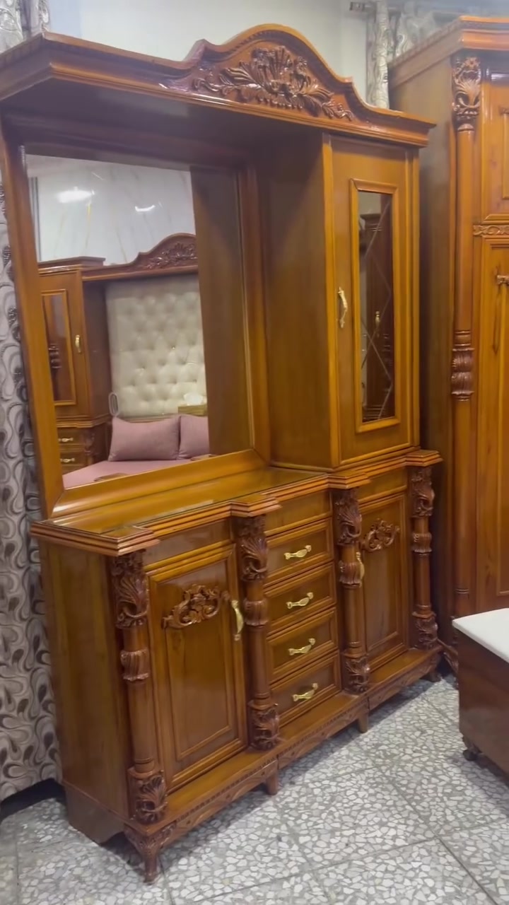 غرفه جديده داخل خارج صاج صارلي شهر من اشتريتهه مليونين ونص اشتريته ب خمس ملاين رقم الهاتف ***********
