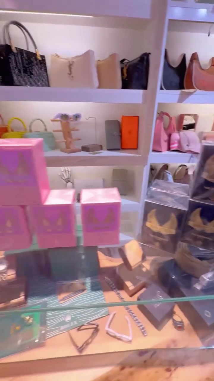 لا تفوتكم عروضنا الخاصة 
خلي يكون اختياركم الأول 
متجر مايا MAYA STORE
العنوان 
حي العامل / شارع الشلامچة 
مول الحياة / داخل القيصرية 
***********

