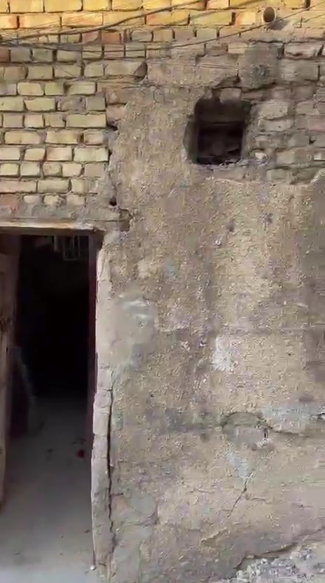 نصف قطعه للبيع  قطاع ٧٣ المساحه ٥٥ متر  تحتوي ع طابق ونص السقف عگاده السعر ٦٠ مليون 

ملاحظه متروكه صارلها ٨ سنوات
الاستفسار ***********
