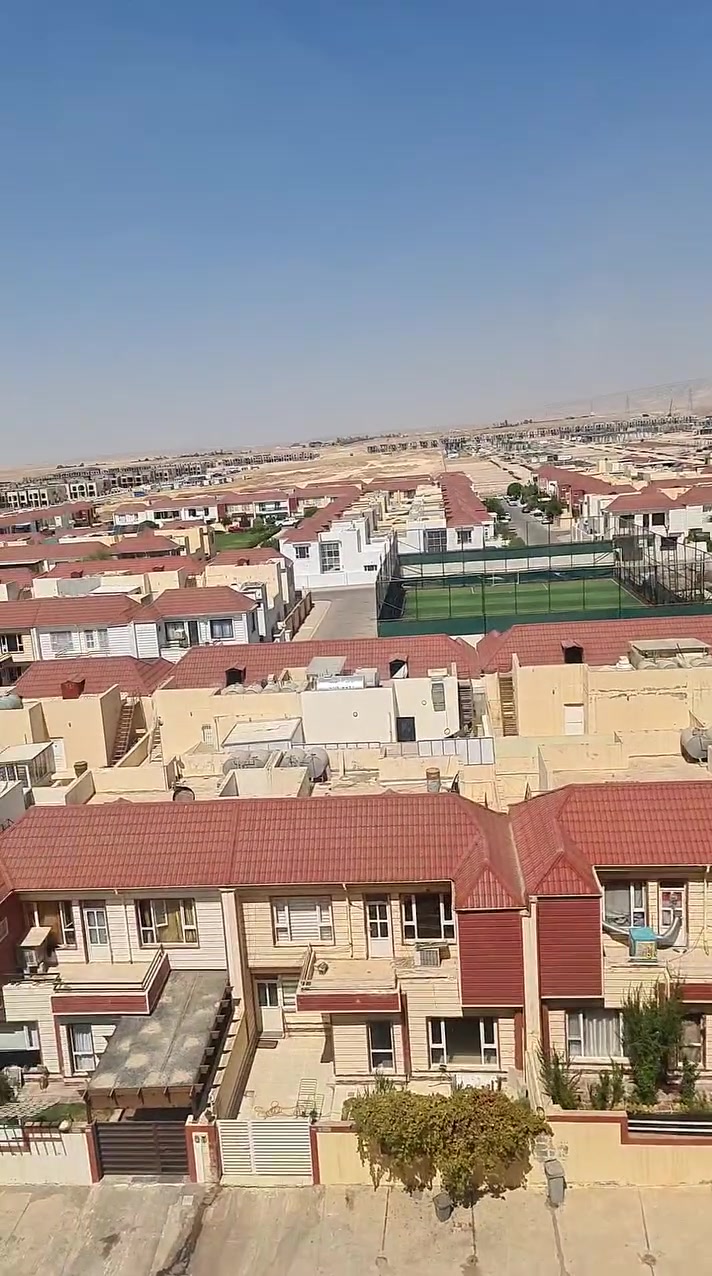 شقة للبيع في مجمع كردستان سيتي - أربيل الطابق السابع المساحة ١٤٨ متر تتكون من٣ غرف نوم، صالة، مطبخ، حمامين وفيه مصعد للجادين فقط. للاستفسار والتفاصيل، تواصل على الخاص.***********
