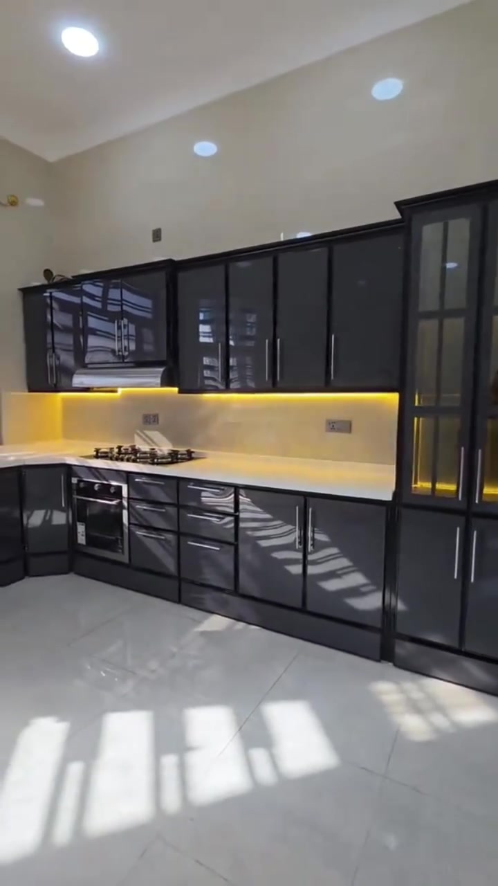 معمل ألمنيوم المهندس 🛠️
الأناقة والذوق الرفيع لصناعة أحدث المطابخ العصرية بتصميمات تناسب كل ذوق رفيع. اطلبها الآن وتألق بمنزل عصري ومتكامل! ✨
♦️♦️العنوان: شارع الكوفة - العباسية - مجاور البغدادي
​📲 للحجز والاستفسار:
*********** - ***********

​#معمل_ألمنيوم_المهندس #مطابخ_عصرية #ألمنيوم_حديث #ديكورات_مطابخ #مطابخ_تركية #تصميم_مطابخ #النجف #العباسية #شارع_الكوفة
