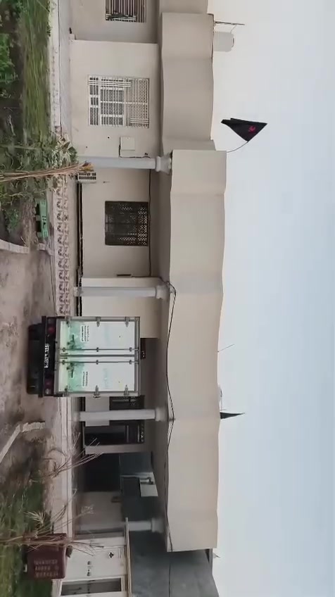 بيت للبيع كما مواصفات خدمات فول 540 متر  بناء طابوك 
***********
***********
