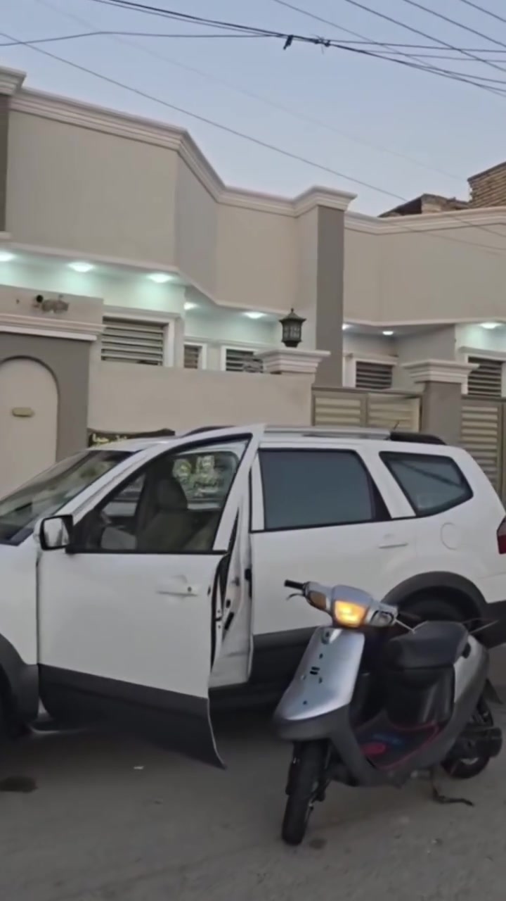 بترة خطين الدراجة سعرها ٣٠٠ اذا مو شراي لا تراسل *********** واتساب
