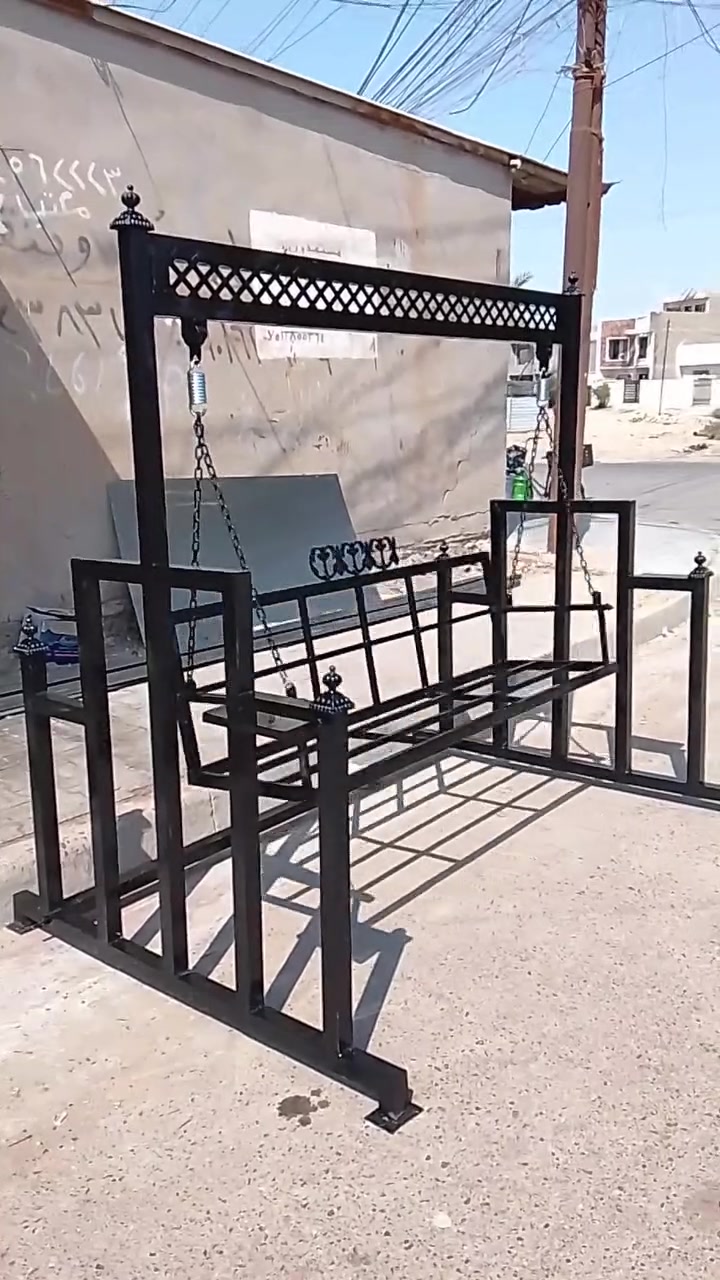 السلام عليكم اخوان مرجوحه للبيع  فصال اني مشتغلها عائلية ترهم 4 نفرات قياس المقعد 180 حديد ثقيل شغل نظيف مثل مواضح  السعر 225 وبيها مجال العنوان بغداد 
للتواصل ***********
