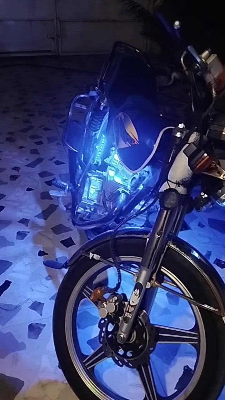 بارت عيتاني سوري للبيع 🔥 موديل 2020.محرك 200cc
ماطور طلقه ماناقصه غير تشغل وتطلع كهربائيات كلها شغاله فقط هورن يرادله تبديل وعداد شغال ينقصه بس واير رون وعداد سعر 600 وبي مجال بسيط مكاني اربيل تواصل ***********
