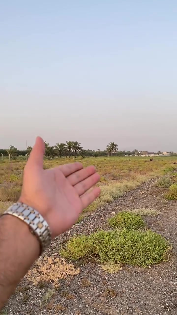 -قطعة 2 دونم طابو 25 من اصل 5 دونم سند مستقل
-وجه الدونم الواحد 60م ,والنزال 40م
-مخدومه
-📍الموقع ريف الشعله منطقة البحمدان قرب معمل الاسفنج
-تبعد عن الشعله 10 دقيقه
-للاستفسار اكثر مراسلة الصفحة او الاتصال ع الارقام التالية 
***********
***********
