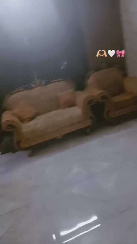 تخم نضيف كلش أي ضرر مابي سعرة ١٢٥ وبي مجال شي قليل
