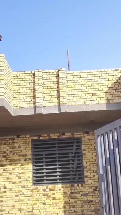 خلفه بناء متفرغ حالين ***********
