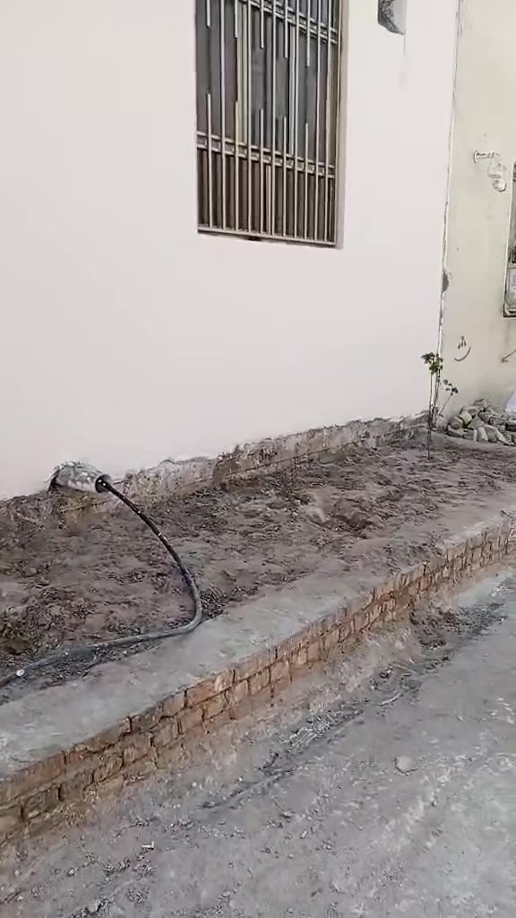 🏡 دار للبيع
📍 الموقع: شارع المسبح – فرع الجامع
📐 المساحة: 120 متر مربع
🏗 البناء: 2026
🔹 يتكون الدار من:
غرفتين نوم
صالة
مطبخ
براني
صحيات داخلية وخارجية
📸 جميع التفاصيل متوفرة بالفيديو والصور
📞 للاستفسار والاتصال:
*********** — حجي ستار الظالمي
*********** — محمد ستار
📍 عنوان المكتب: سوق القشلة
🏢 مكتب العدالة للعقارات
