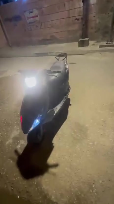 سلام عليكم  ماكس مضلع رمبه صاله عدي شهرين نوزل بيه صفه هندر درهجه خير من الله ما مفتوهة برغي ما مفتوح بكاني بصره حيانيه تأميم قرب سوق تأميم رقمي *********** سعر دراجه 650بيه مجال لشراي وانه خادم

