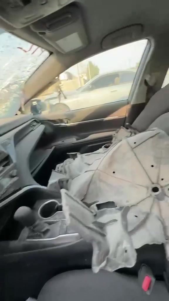 وصل سيارة كامري موديل ٢٠٢٤ من مرسين تركيا ألى أربيل ألف ألف مبروك للمشتري عن طريق مكتب النمرود للمزاد سيارات وارد امريكي والكندي بتاريخ/٢٠٢٦/٨/٢/ للاستفسار اتصل على الرقم التالي 
*********** اسيا 
*********** كورك وتساب
