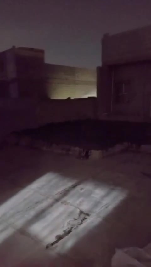 ٥ غرف • كراج سيارتين • يحتاج ترميم