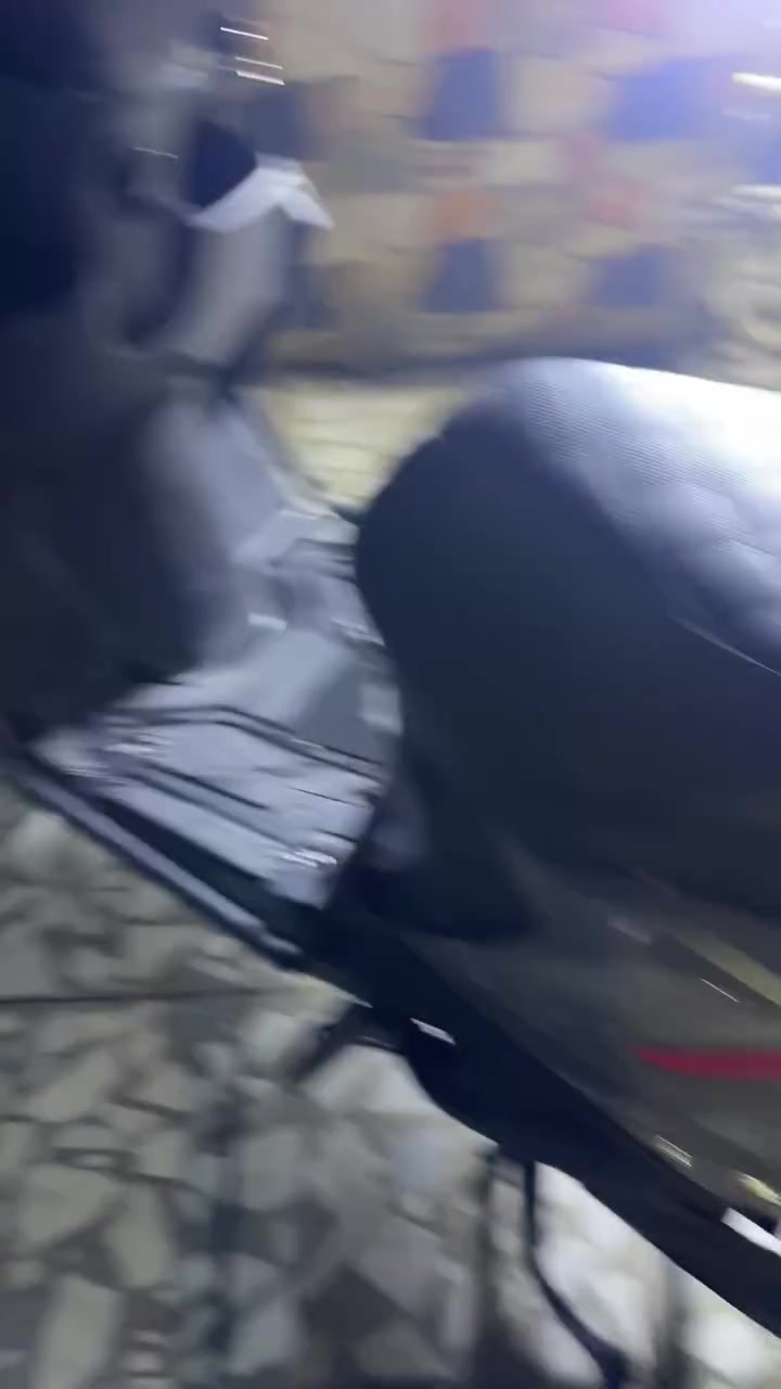 جارجر • ٨ باتري • البياع