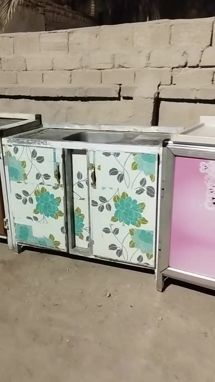 كاونترات • مستعملة • للبيع