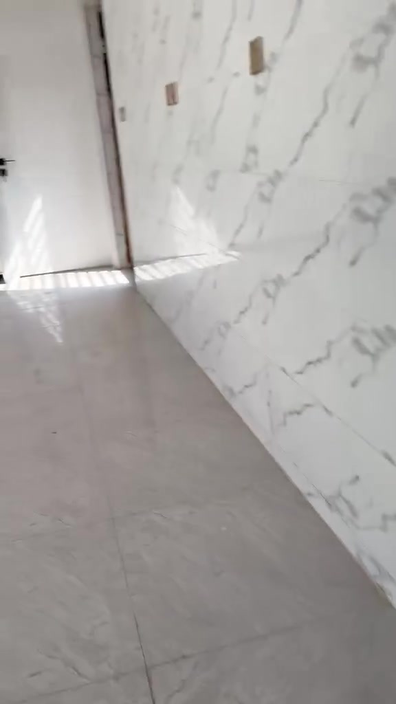 للايجار الدوره شارع الفلل قرب مدرسة العيثاوي الاتصال ***********

