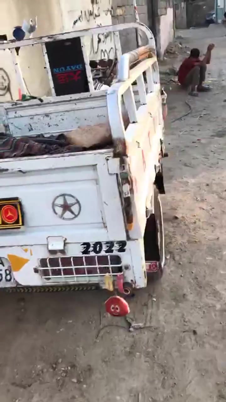 السلام عليكم ستوته للبيع نظيفه ستوته حلوه مرتبه هذا رقمي ***********
