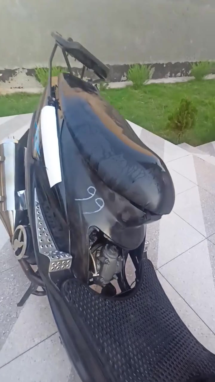 سلام عليكم ماكس عدله ٤٩دراجه ناعمه مابيها نقوصات سلف كهربائيات كله شغال  مابيه لا تبخير لا نضوح. تاير خلفي جديد  صالنصه صجميه السعر ٥٢٥وبيها مجال بصيط كل تفاصيلها ذكرتها ميحتاج بعد تسألني عنواني حله حي بابل رقمي ***********
