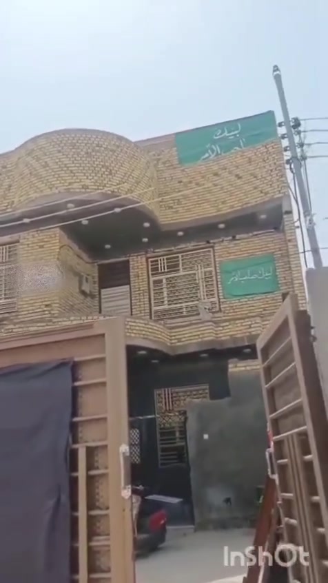 بيت للبيع ١٠٠م ركن وجهين على شارع ٢٠ وساحه مقابل الواقعه باقي التفاصيل بالفديو السعر ١٣٥ للاتصال 
***********
