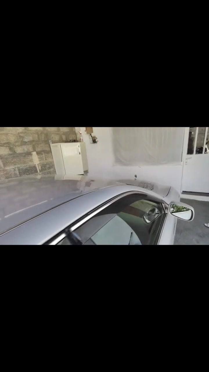 شاینە • ٢٠٠٥ • تواير جديدة