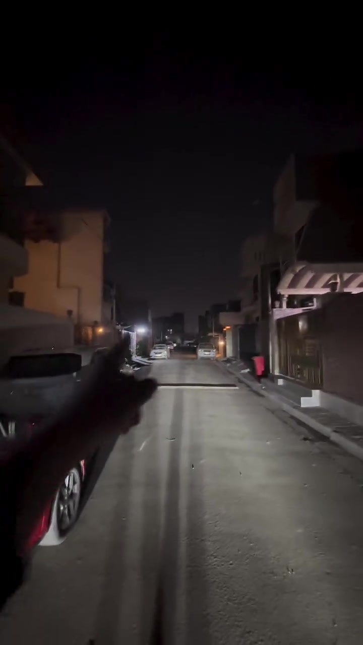 للإيجار دار سكني ١٠٠م مربع ركن طابقين 
باقي التفاصيل داخل الفيديو 
***********
