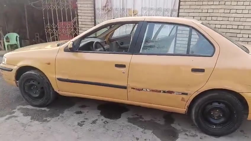 سلام عليكم
سمند 2010 ناطقه 
كير مكينه خير من الله 
تبريد شرط ثلج 
تتفئه 
حداديه جديده 
مصفره غرامات وهيئه 
سعر ١٨ وبيه مجال بسيط 
عنوان بغداد 
*********** ,وتساب

