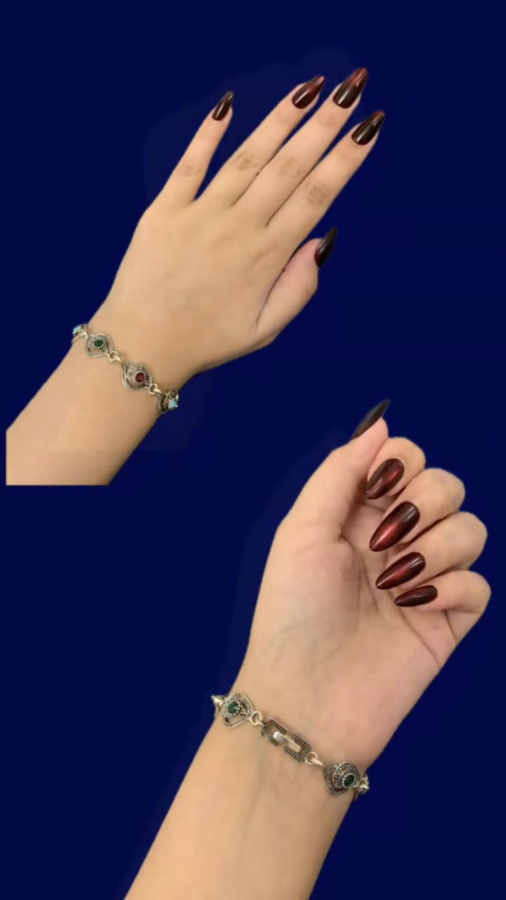 اكسسوارات بموديل يجنن للحجز مراسلة وات ساب ع الرقم ***********
