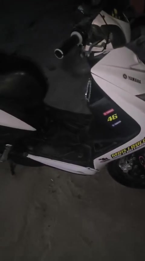 السلام عليكم سكنس لد محور كابريتر محرك أول فتحه بس فتحه اصليه مابيها نقص معروضه ب600؛ وبيها مجال مكاني الخطيب ***********
