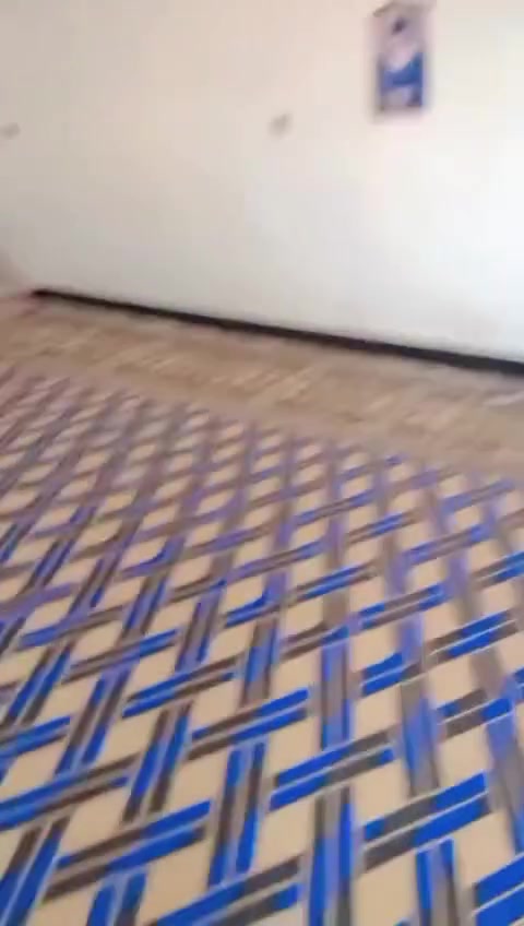 سلام عليكم بيت 200 للبيع
استقبال ✅
غرفتين نوم ✅
مطبخ✅
صاله✅
حمام ✅
قرب محطه مجاري الولداية السعر 65بي مجال قليل

*********** وتواصل خاص
