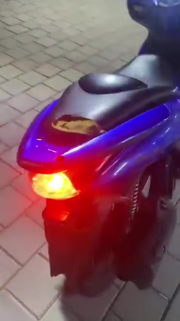 PCX • ١٥٠ • الجيل الاول