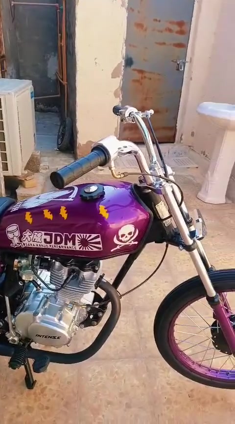 سلام عليكم دراجه البيع 

نوع نامه شلامجه اصوالي موديل 2019

شاصي كفال عامه

محرك مكفوال نوعه انتنس اصلي 
دراجه تعمير جديد  استفسار انتصل ***********
