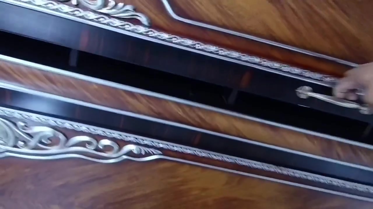 السلام عليكم ورحمه الله اخوان مرخصت المدير المحترم غرفه النوم ماليزي ملكي خير من الله نضيفه جاهزه جيب اوشد السعر 800اوبيهة مجال الشراي ***********
العنوان بغداد رئاسه العبيدي كاع ابو علي الدراجي
السلام عليكم ورحمه الله اخوان مرخصت المدير المحترم غرفه النوم ماليزي ملكي خير من الله نضيفه جاهزه جيب اوشد السعر 800اوبيهة مجال الشراي ***********
