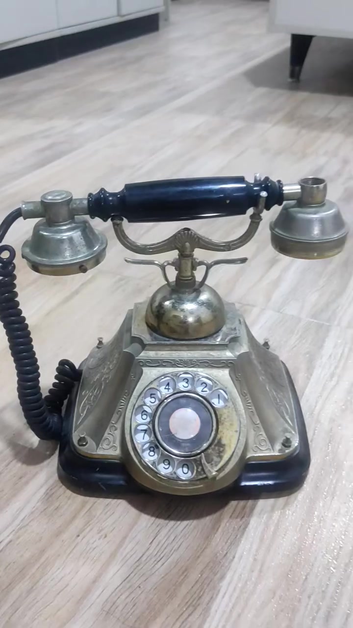 للبيع • ديكور منزلي • أغراض منزلية