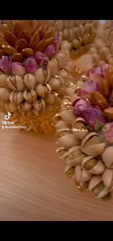 توزيعات مكسرات • تجهيزات • مناسبات